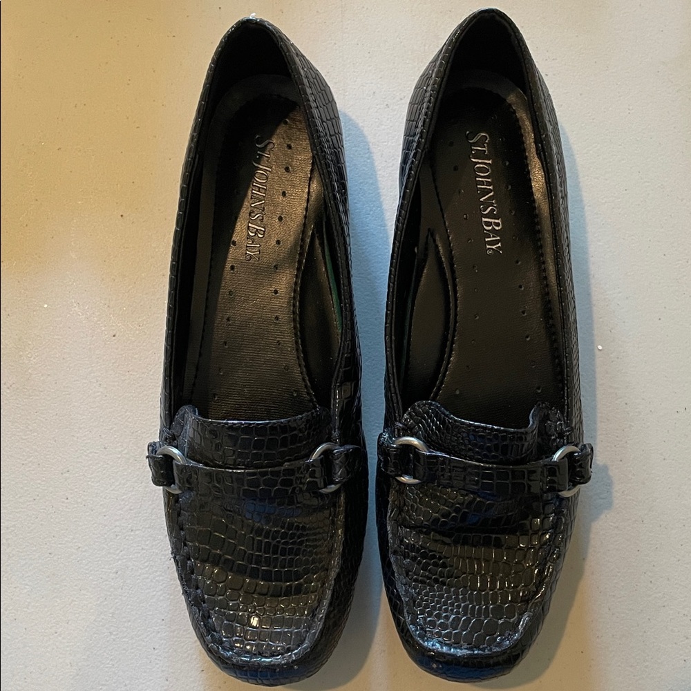 St. John's Bay Textured Black Loafers